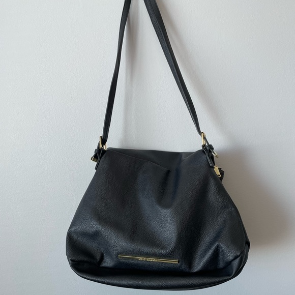 Steve Madden Faux Pebbled Leather Oversized Large Messanger Bag - Picture 2 of 12